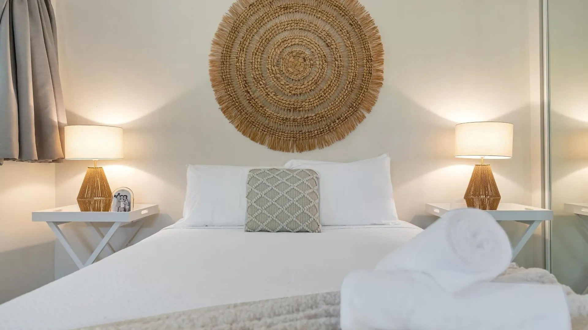 Wallaby Beach House - Resort-Style Comforts Trinity Beach Apartment