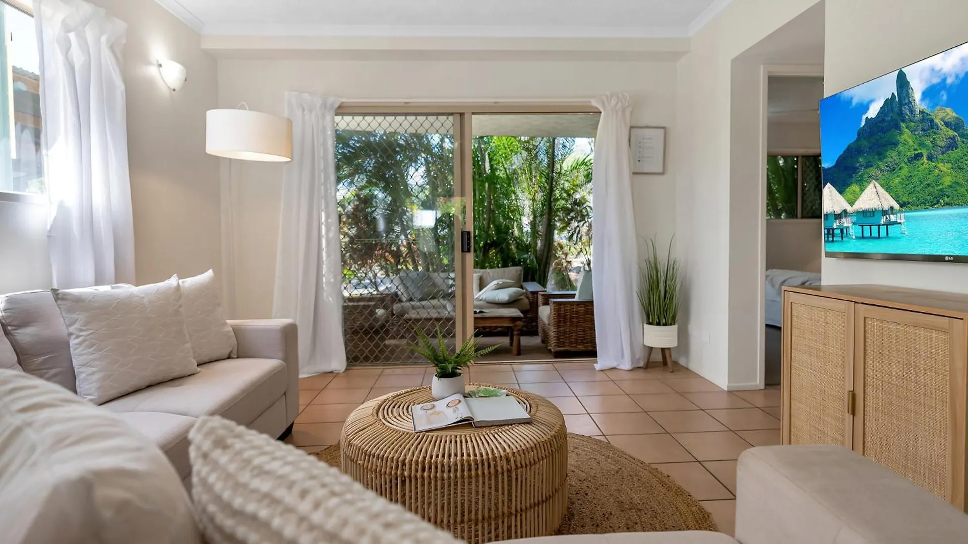 Apartment Wallaby Beach House - Resort-Style Comforts Trinity Beach